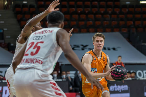 20再下一 20再下一